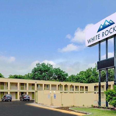 White Rock Inn San Marcos Exterior photo
